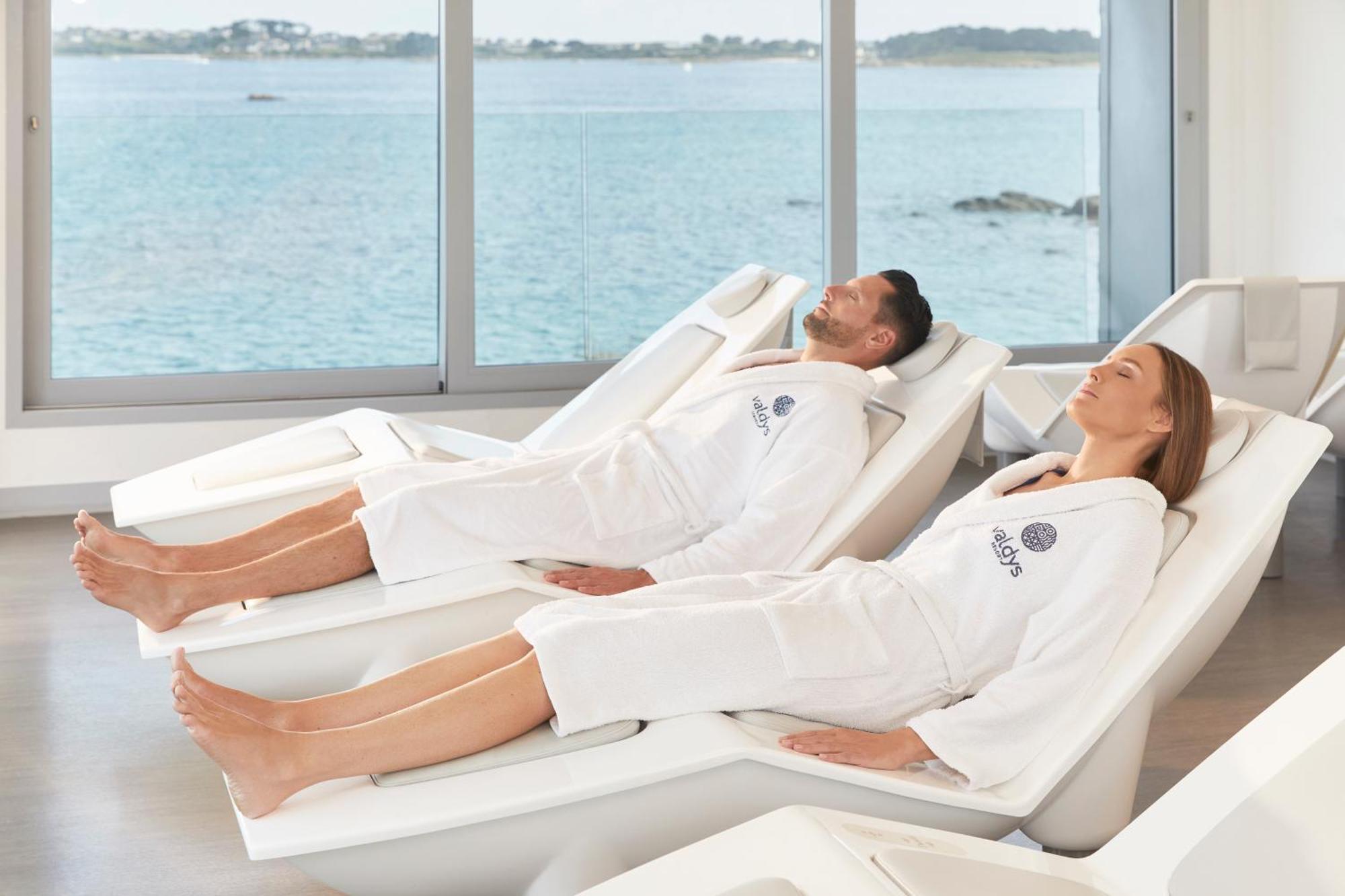 Hotel Valdys Thalasso & Spa - Beau Rivage Roscoff Exteriör bild